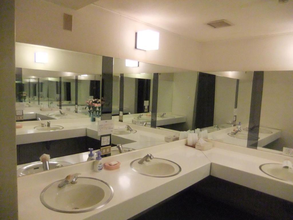 Hotel 28 ฮิโรชิม่า ภายนอก รูปภาพ